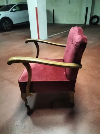 Butaca vintage terciopelo y madera
