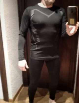 Conjunto térmico camiseta y mallas. M, L,, XL, XXL