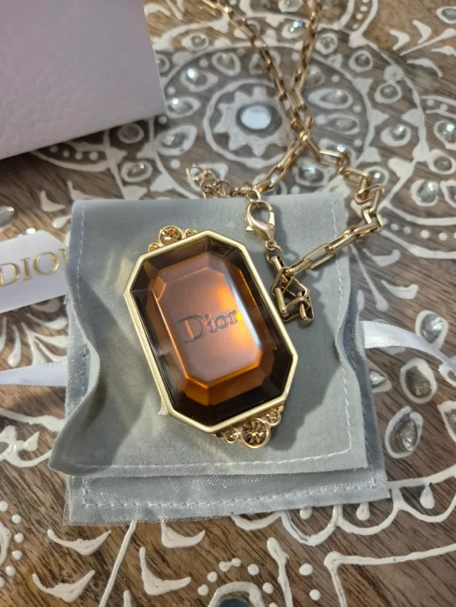 Collar colgante Dior marrón y dorado