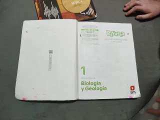 Libro de biología y geología de 1 secundaria