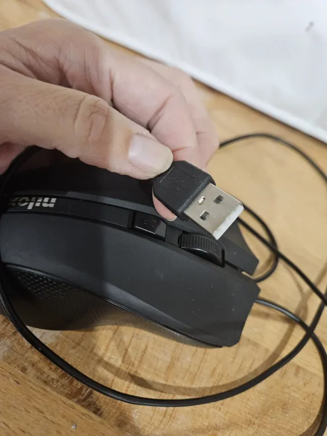 Teclado y ratón Medion negro