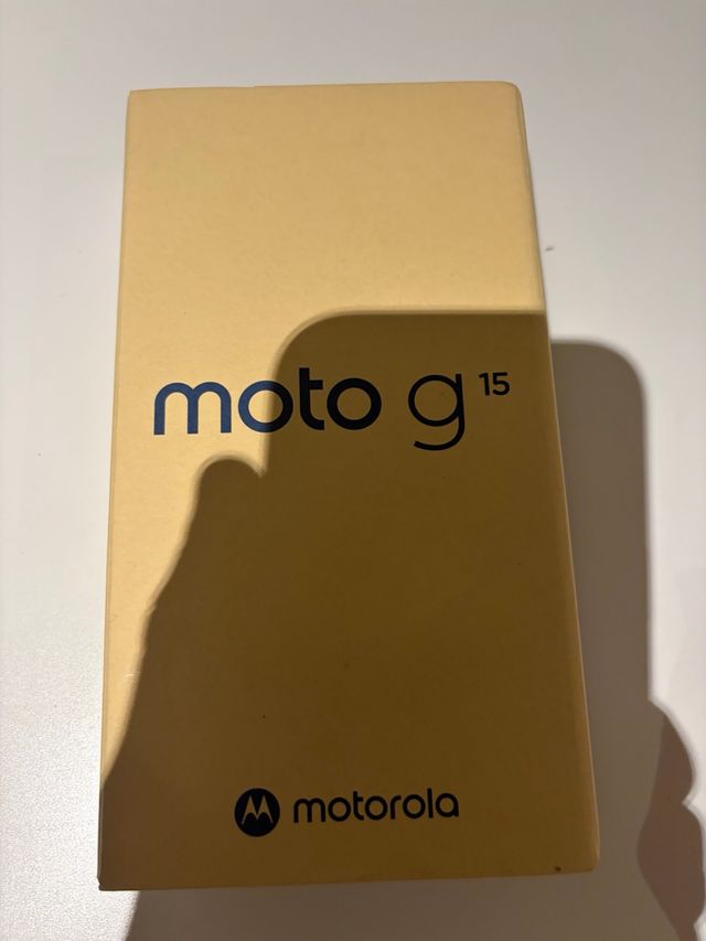 Teléfono Motorola Moto G 15