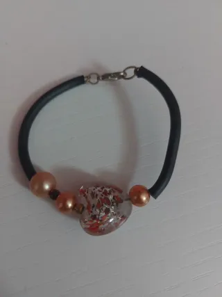 Braccialetto con cuore e perle