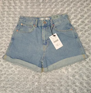 Pantalón vaquero corto azul