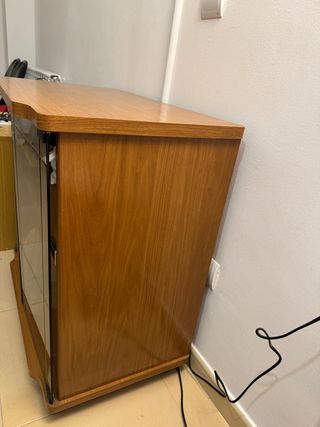Mueble TV madera y cristal