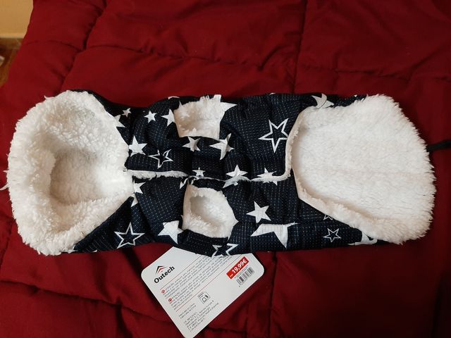 Chaquetón para perros con estampado de estrellas