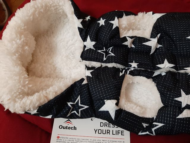 Chaquetón para perros con estampado de estrellas