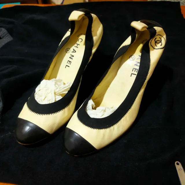 Scarpe Chanel Beige e Nero