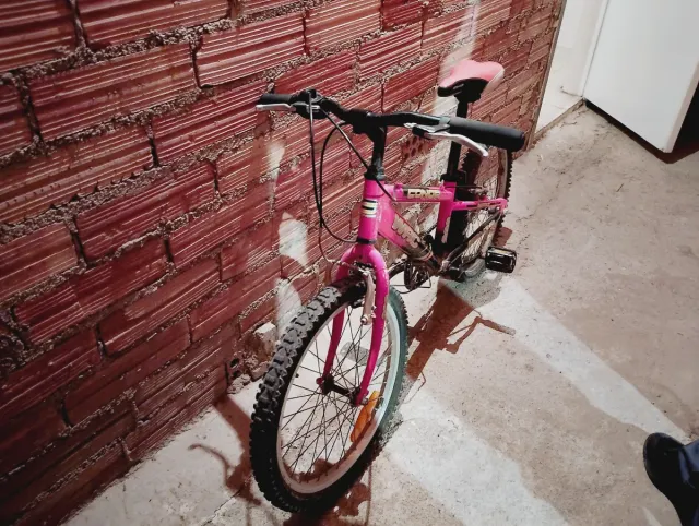 Bicicleta BMX Roja Conor WRC