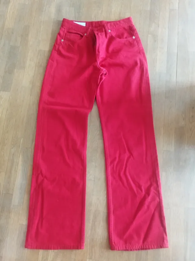 Jeans Zara High Waist T38 Rojo un uso.