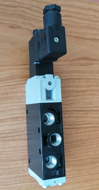 Válvula Solenoide KUHNKE 10 Bar