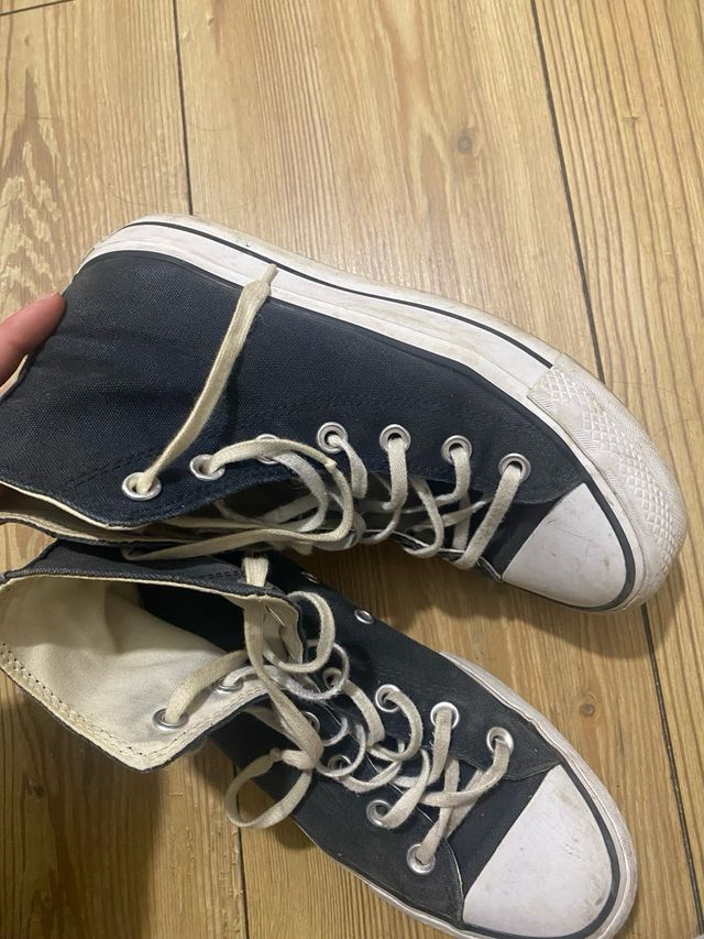 Converse negras plataforma