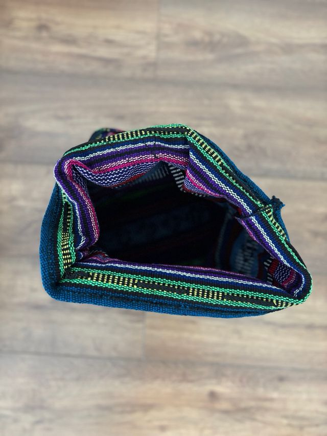 Mochila artesanal multicolor