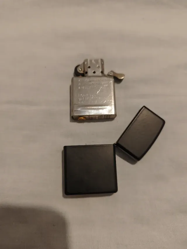 Accendino Zippo 8 Mazzi Eightball