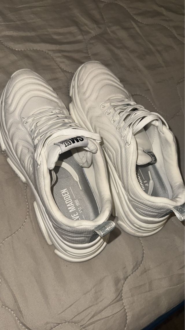 Zapatillas Steve Madden Blancas