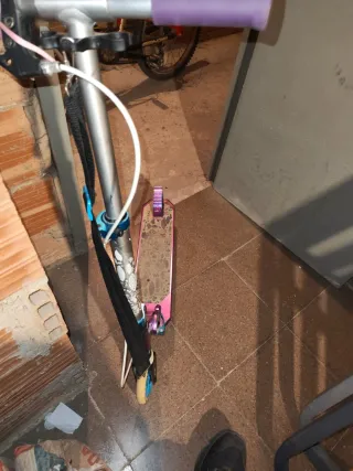 Monopatín infantil rosa