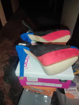 Zapatos Jana plataforma tacón azul negro rojo 36