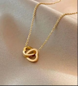 Colgante Corazones Entrelazados Dorado