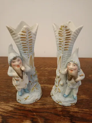 Búcaros antiguos biscuit con elfos (2 unidades)