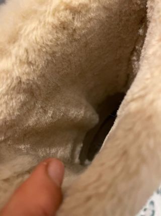 Botas altas forradas color azul marino y beige