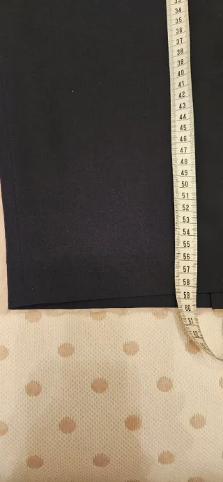 Falda de vestir negra