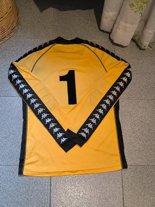 Camiseta de portero vintage Kappa Toshiba