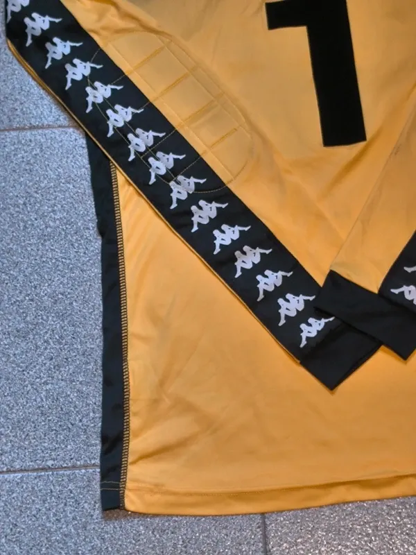 Camiseta de portero vintage Kappa Toshiba