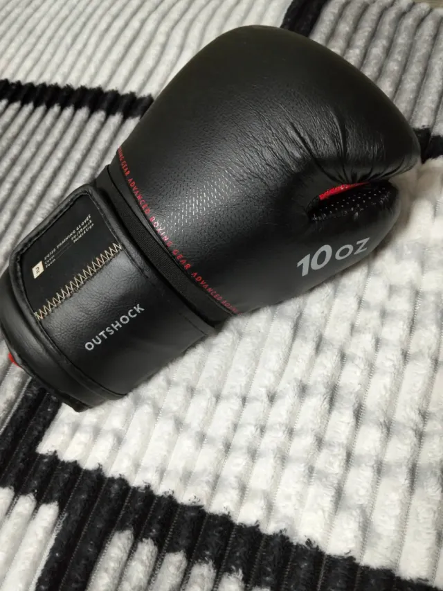 Guantes de Boxeo Outshock 10 oz Negros