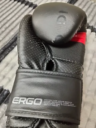 Guantes de Boxeo Outshock 10 oz Negros