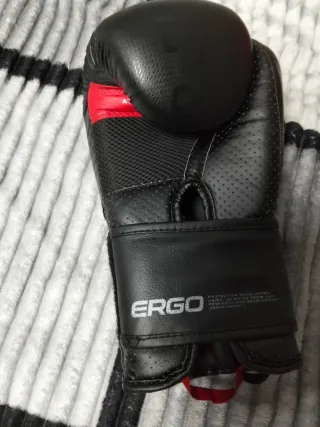 Guantes de Boxeo Outshock 10 oz Negros