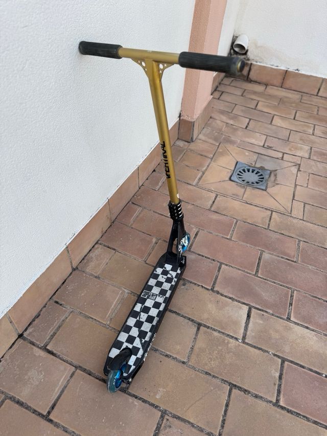 Patinete Scooters distrit nivel avanzado