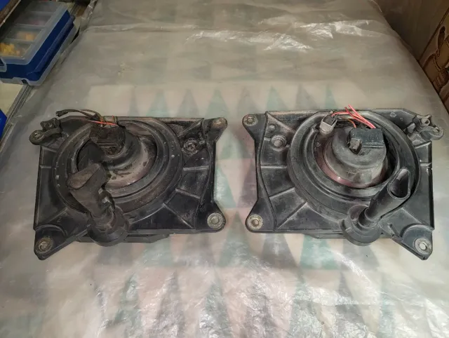 Faros Delanteros Nissan Patrol (2 Unidades)