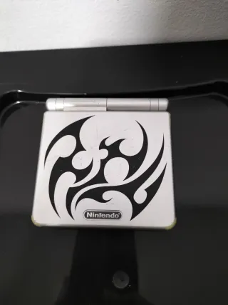 Nintendo Game Boy Advance SP Edición limitada