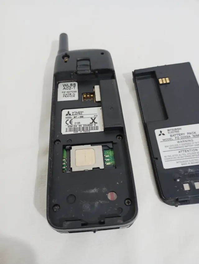 Teléfono Móvil Mitsubishi MoviStar Vintage