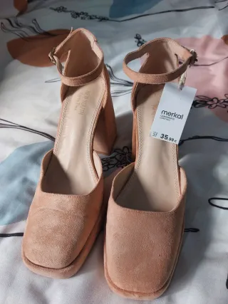 Sandalias tacón beige talla 37