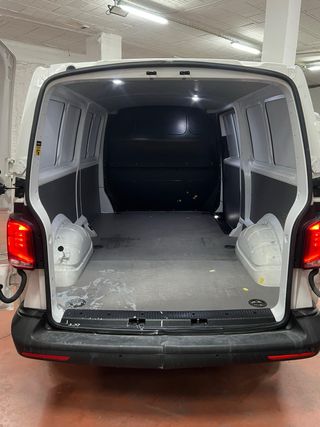 VOLKSWAGEN TRANSPORTER 2020 2.0 TDI 110CV