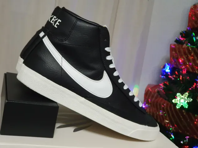 Zapatillas Nike Blazer Mid '77 Negras
