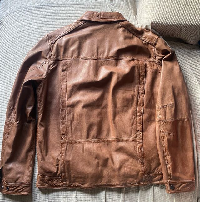 Chaqueta de piel Massimo Dutti marrón