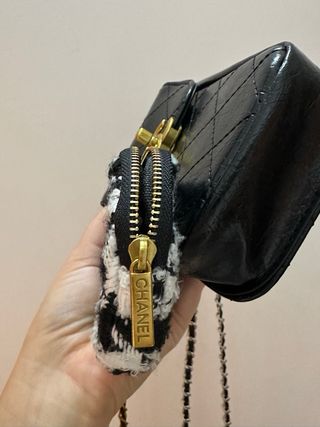 Pochette Chanel nera con portamonete