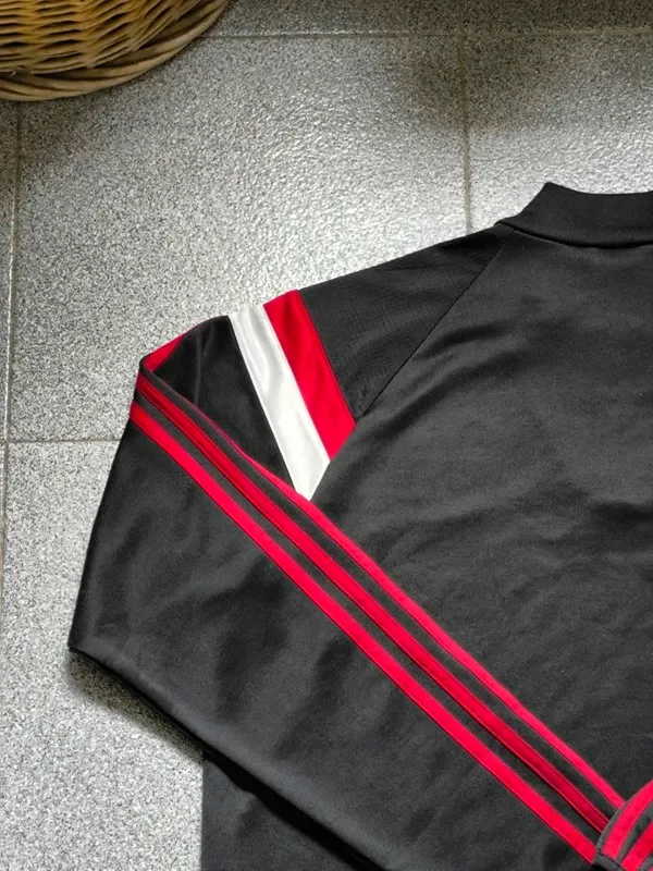 Chaqueta Entrenamiento AC Milan Adidas Negra Roja