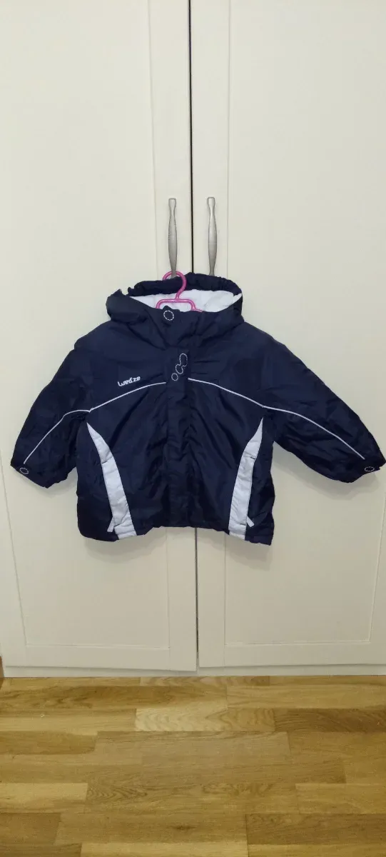 Abrigo impermeable T:2-3 años