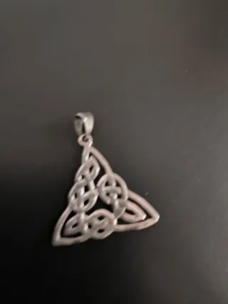 Colgante Plata Nudo Celta Triángulo