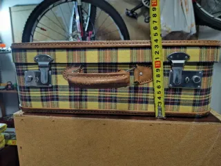 Maleta vintage estilo escocés