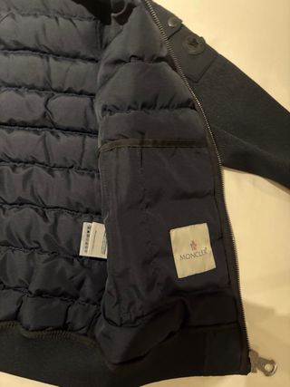 Cazadora Moncler Negra