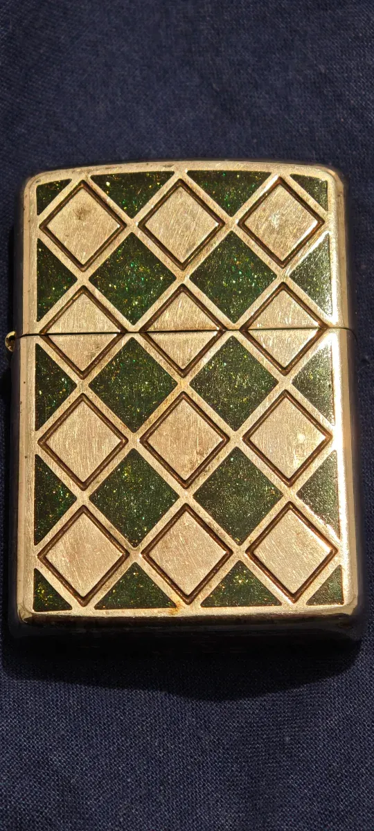 Accendino Zippo Armor Vintage Diamanti Verdi