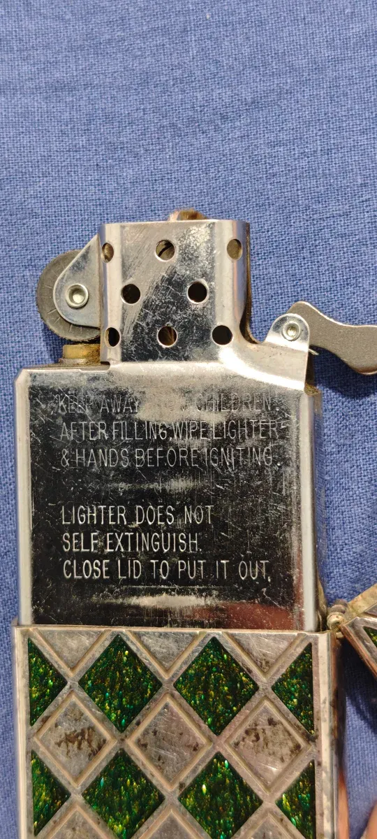 Accendino Zippo Armor Vintage Diamanti Verdi