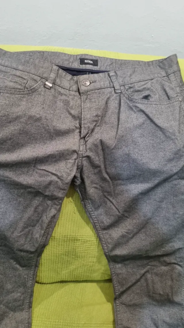 Pantalón HUGO BOSS gris jaspeado caballero