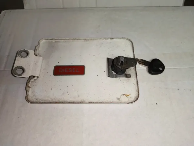 Tapa depósito DIESEL Nissan Patrol