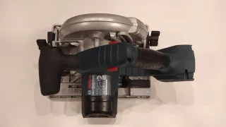 Sierra Circular Bosch GKS1 + Baterías