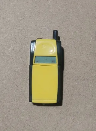 Mechero Móvil Vintage Amarillo